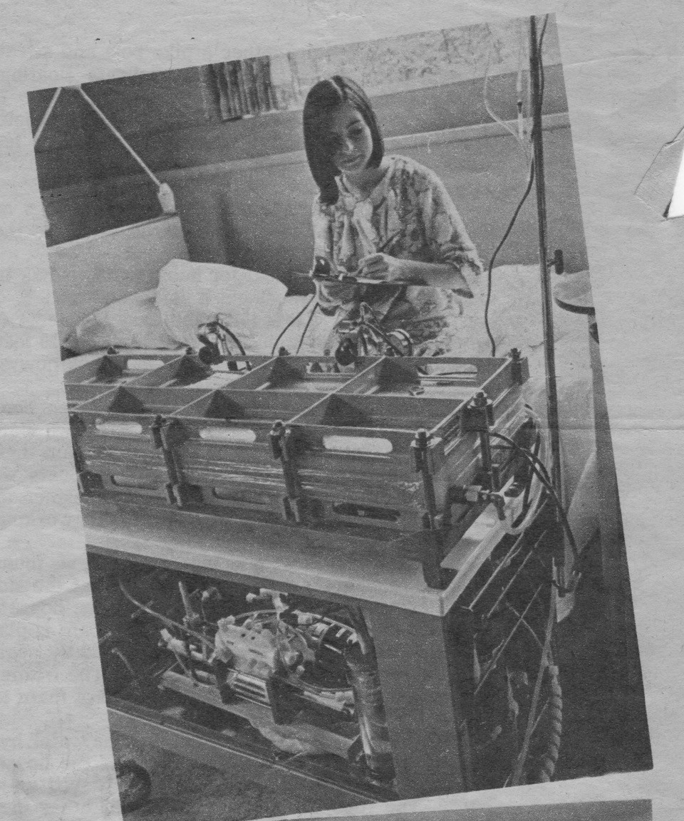 Linda Johnston at Northwest Kidney Center on a Kiil dialysis machine with a Scribner Shunt.