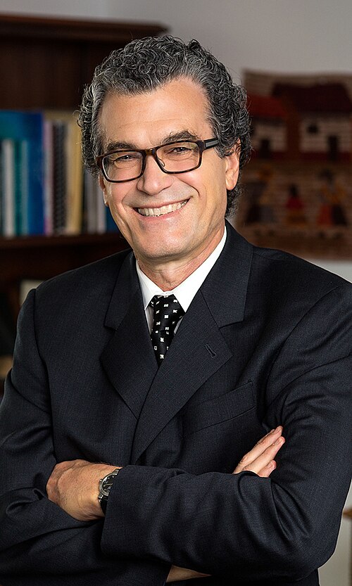 Eliseo J. Pérez-Stable 
