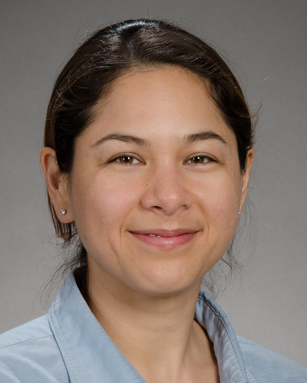 Dr. Ylinne Lynch